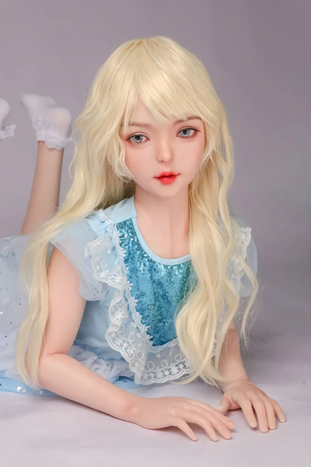 フルシリコンラブドール 高級リアル ドール 清楚系ドール Alice 130cm Aカップ