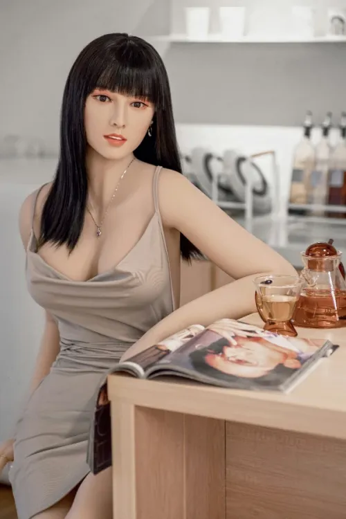 【業界激震、最安値に挑戦！】Dime Doll シリコン製 お姉さん系ラブドール 美人 bingbing 140cm Cカップ