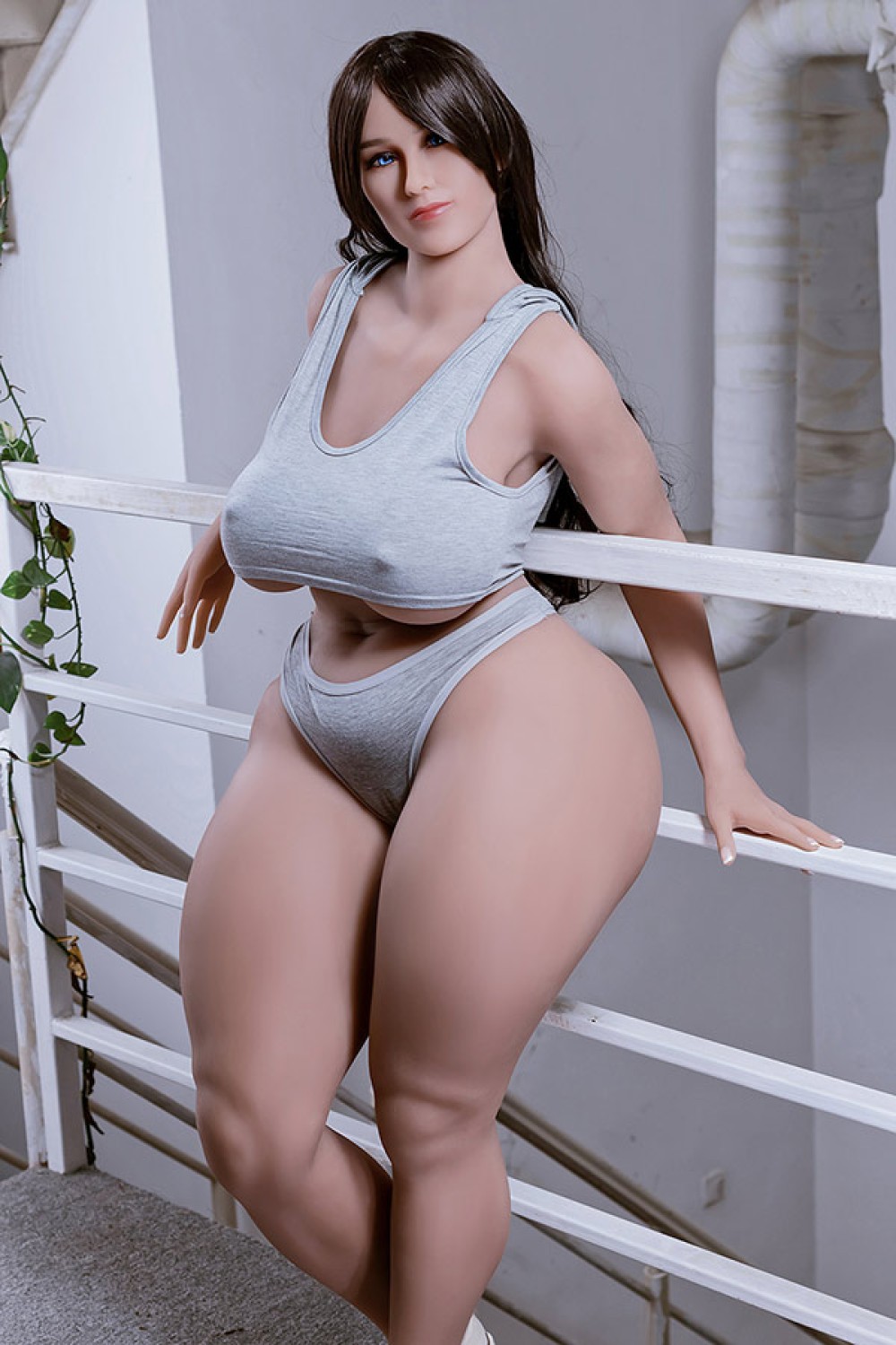 【レビュー&写真付き】巨尻ラブドール セックス ドール 人気 Kathryn 157cm