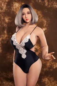 【レビュー&写真付き】セクシー 肥満系ラブドール 爆乳熟女 芽郁 162cm