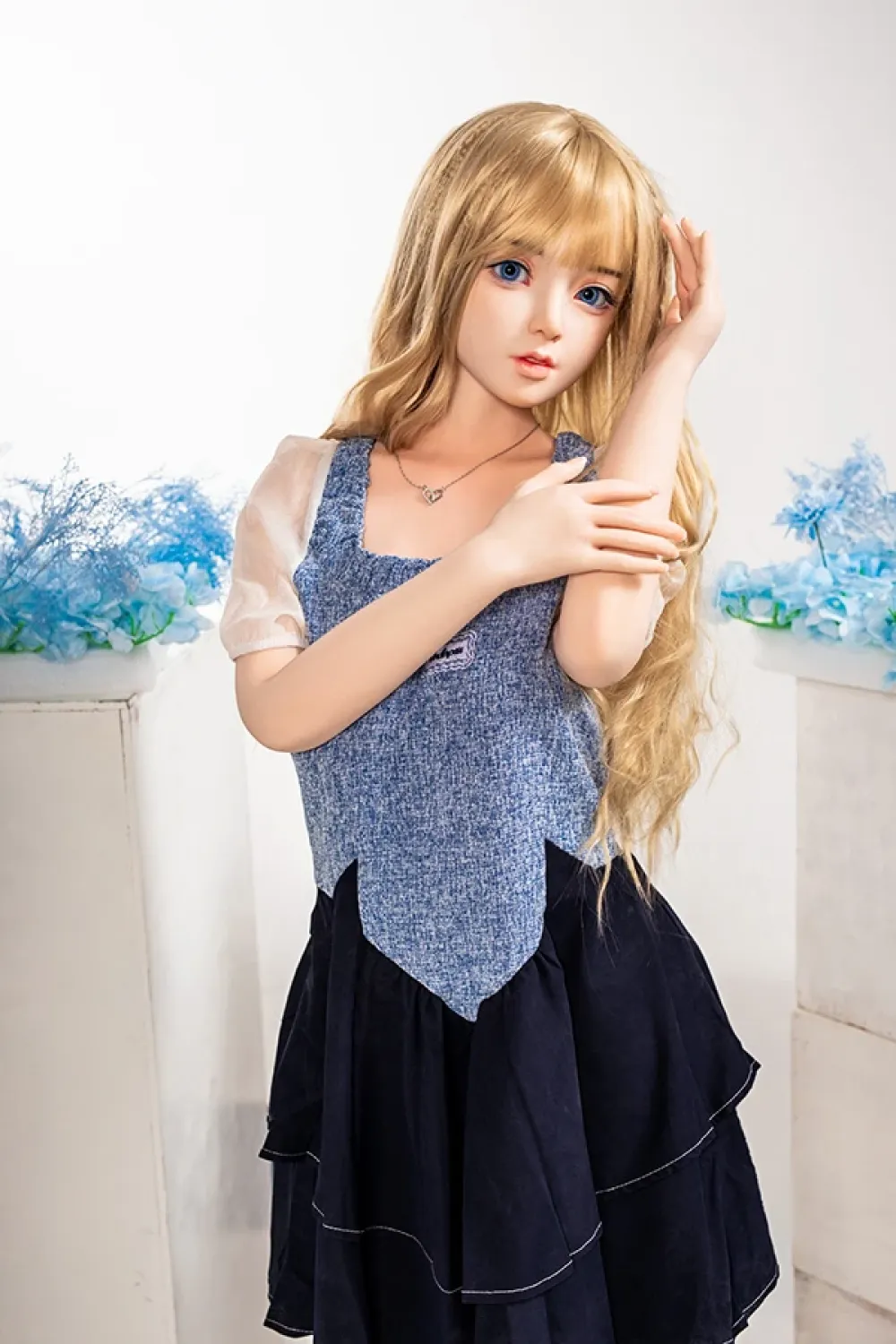 シリコンヘッド +TPE 体 青い目 清楚系ドールラブドール 実花 158cm