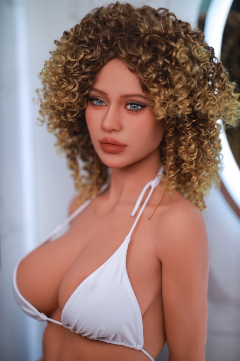 Fire Doll TPE製 お姉さん系 パーマラブドール セクシー Angela 156cm Dカップ
