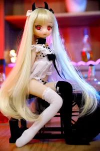Dimu Doll 金髪の 吸血鬼 ラブドール 小胸 ちひろ 40cm