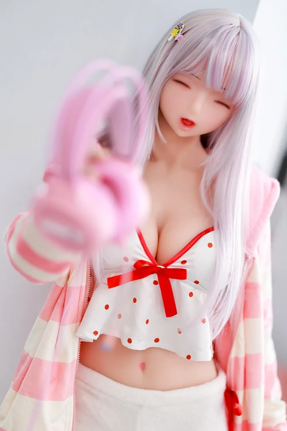【レビュー&写真付き】目を閉じて 天真爛漫 清楚系ドールラブドール 小桃 166cm